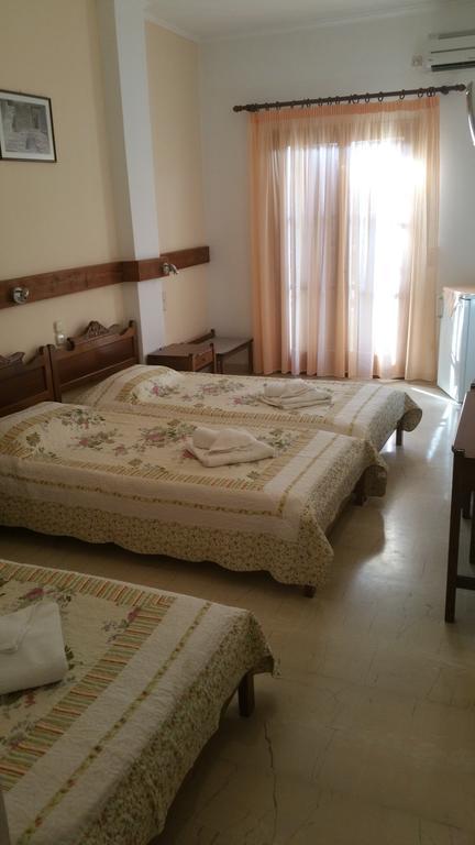 Hotel Ocean View Kamári Habitación foto