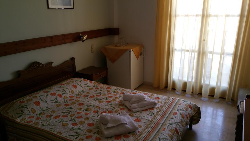 Hotel Ocean View Kamári Habitación foto