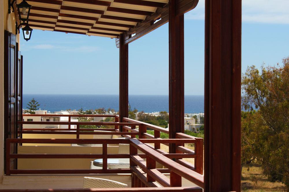 Hotel Ocean View Kamári Exterior foto